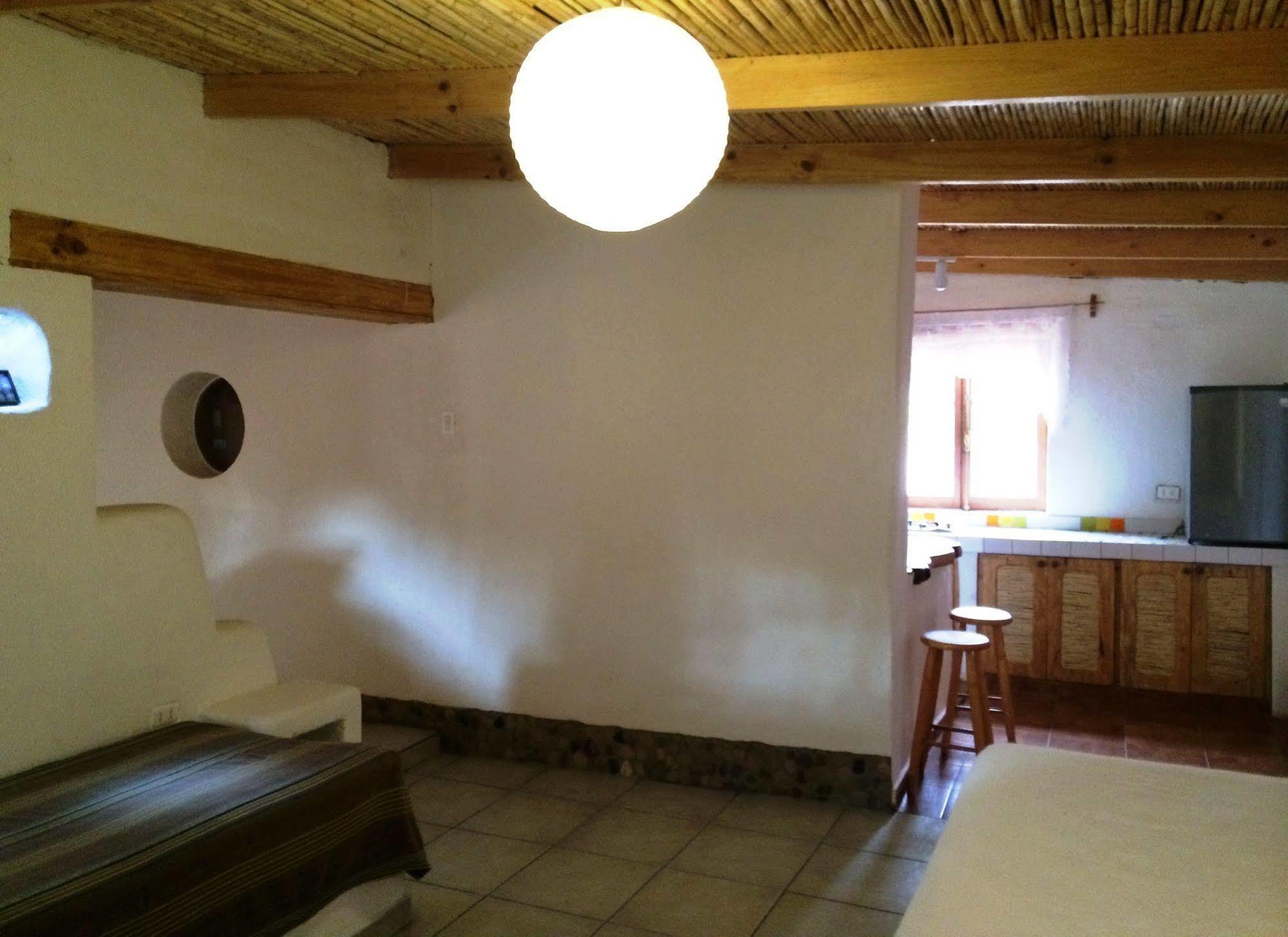 סן פדרו דה אטקאמה Rancho Quitapenas Bungalows מראה חיצוני תמונה