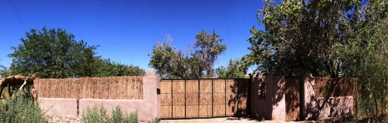 סן פדרו דה אטקאמה Rancho Quitapenas Bungalows מראה חיצוני תמונה